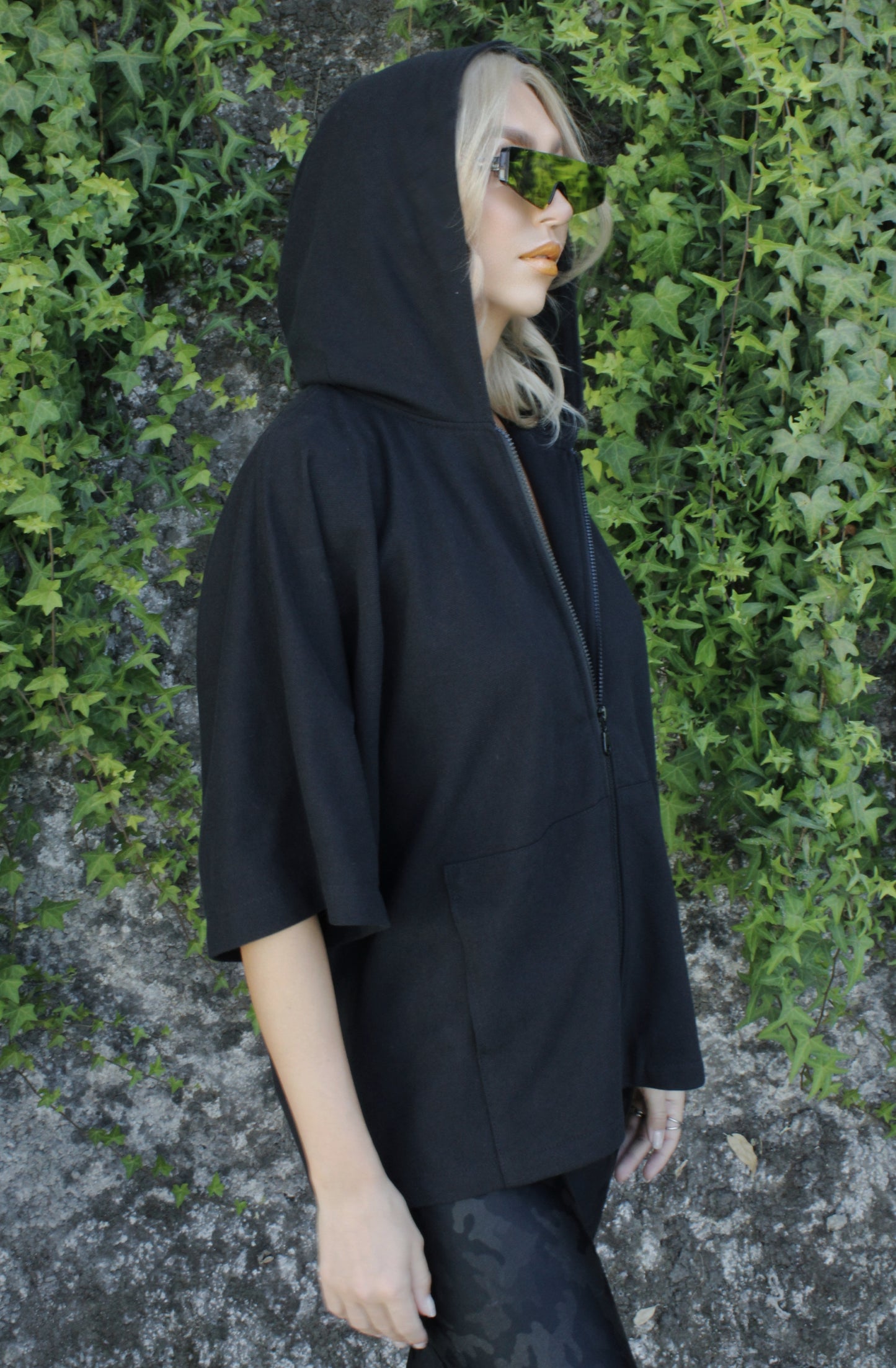 T - SHIRT "SQUARE" OVERSIZE, GENDERLESS versión 1