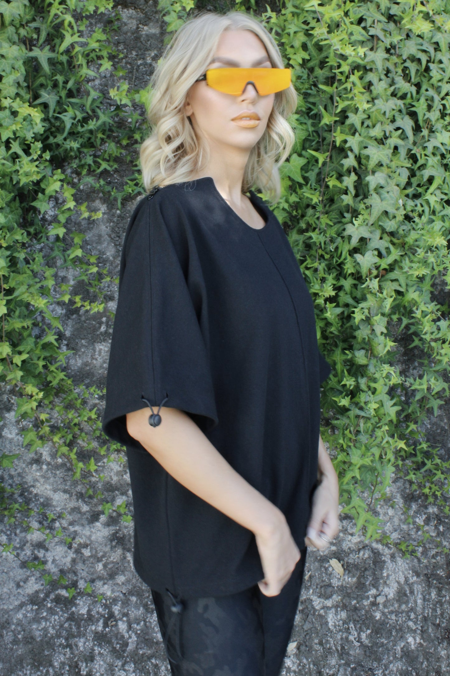 T - SHIRT "SQUARE" OVERSIZE, GENDERLESS versión 2