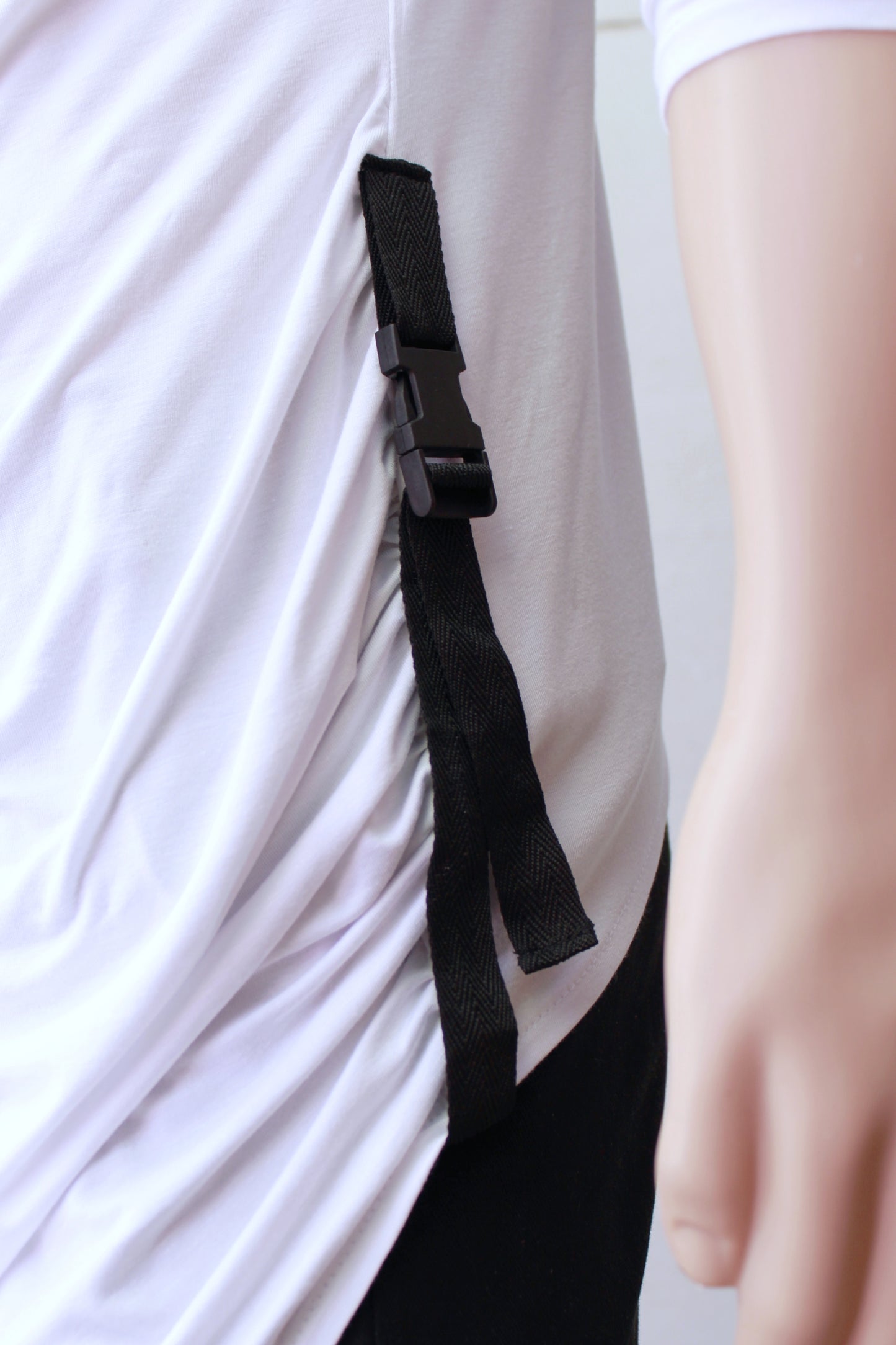 T-SHIRT "ASYMETRIC" ( White Long Sleeve )