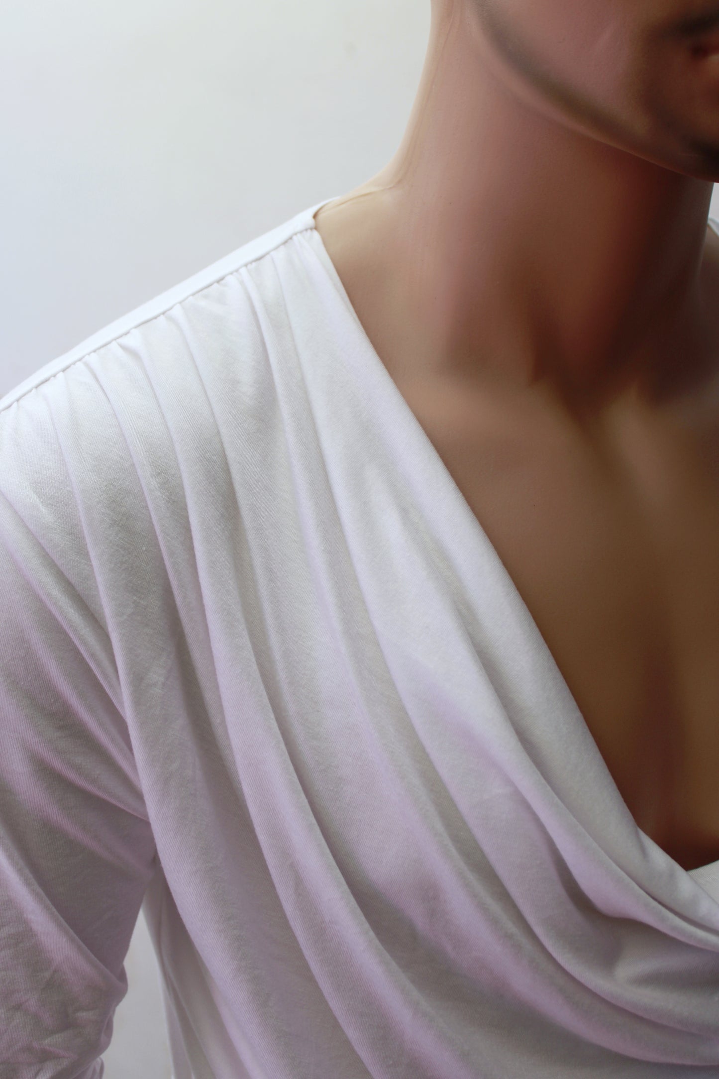 T-SHIRT "ASYMETRIC"  ( White Long Sleeve )