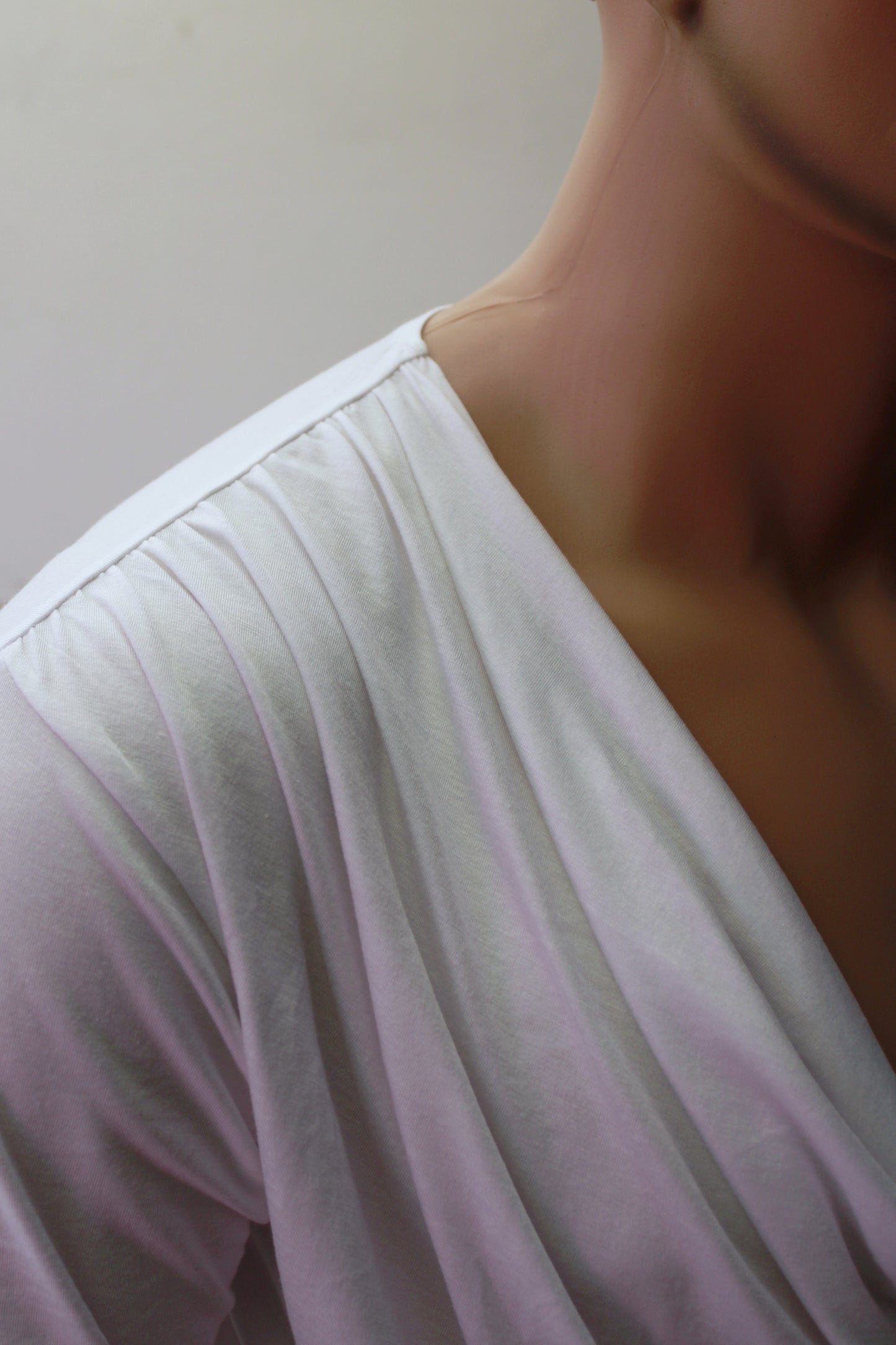 T-SHIRT "ASYMETRIC"  ( White Long Sleeve )