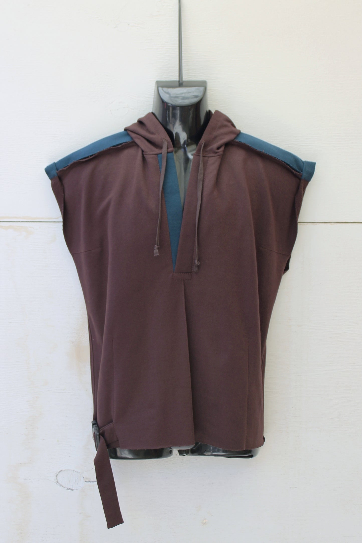 "SLEEVELESS" TUNIC HOODIE ( Choco/Petr )