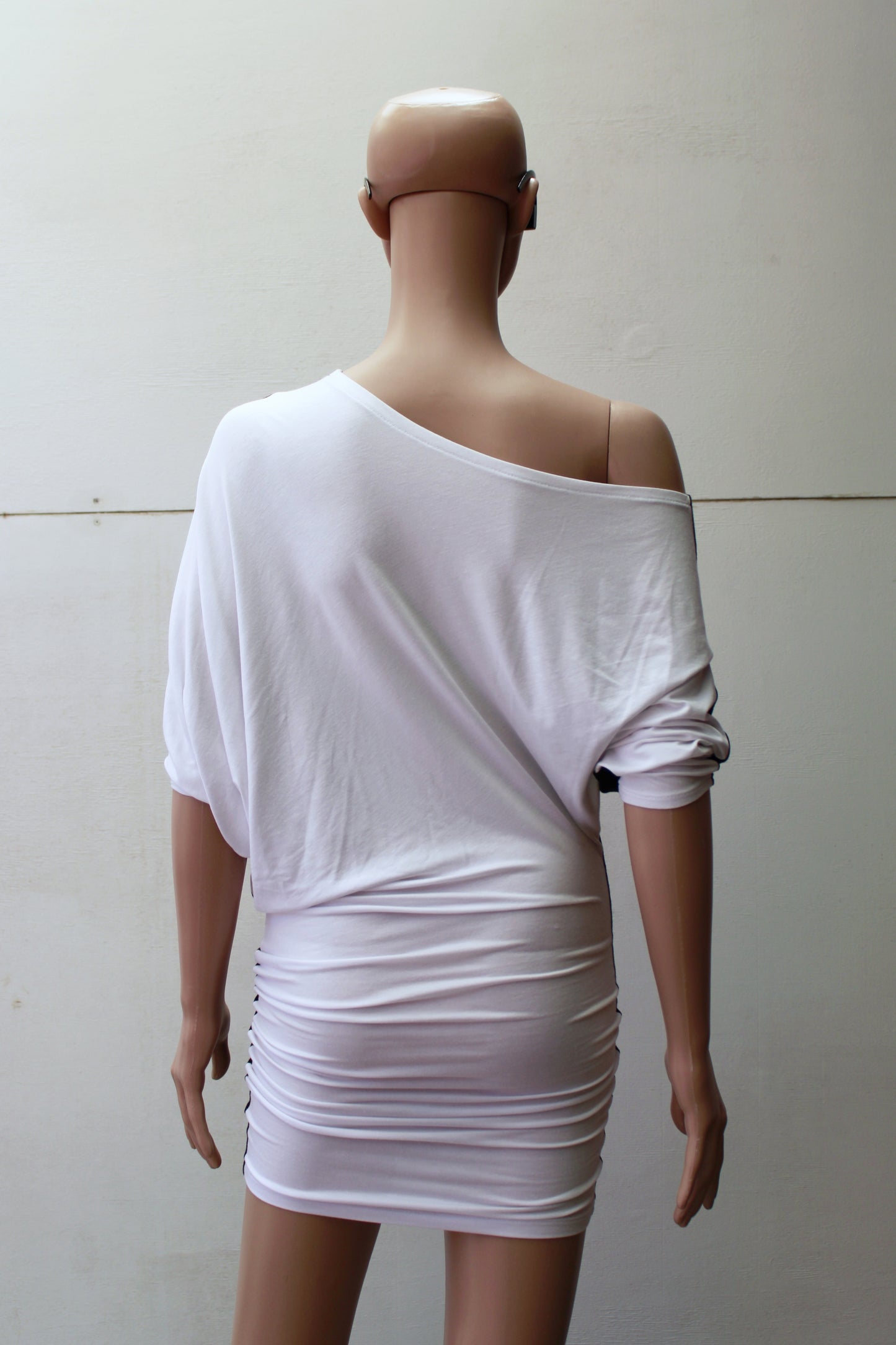 "DOUBLE TROUBLE" ASYMETRIC B&W MINIDRESS